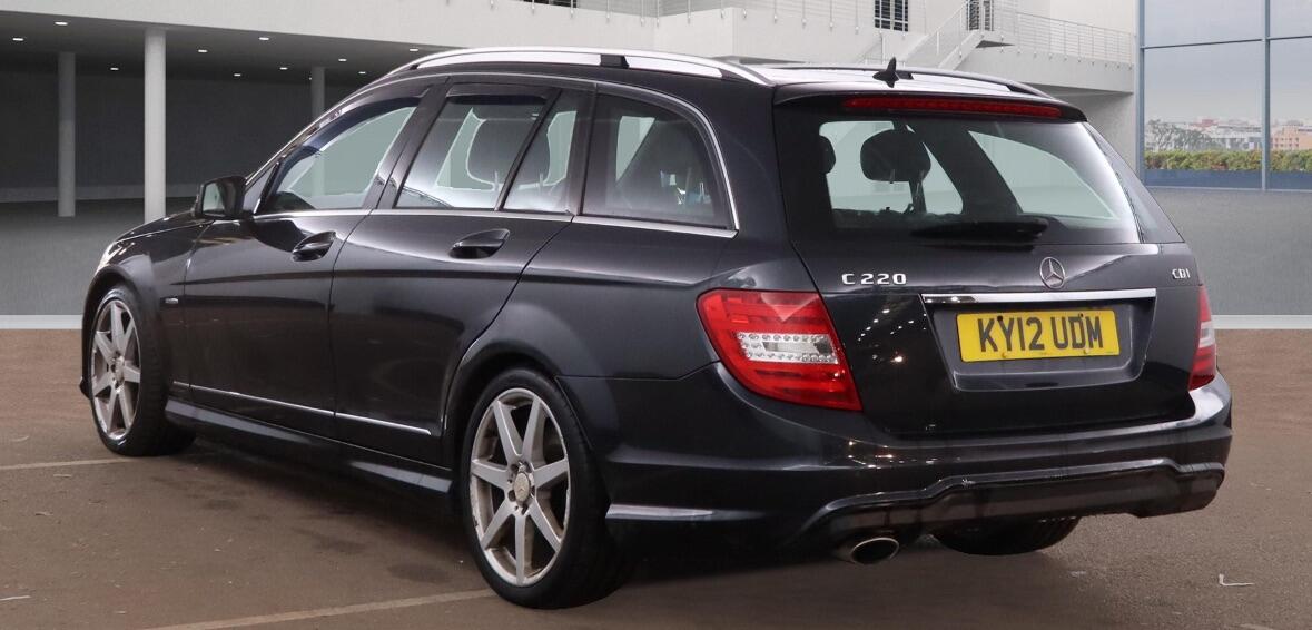 Used Mercedes-Benz C Class 2012 for sale - 76432648: Photo 6