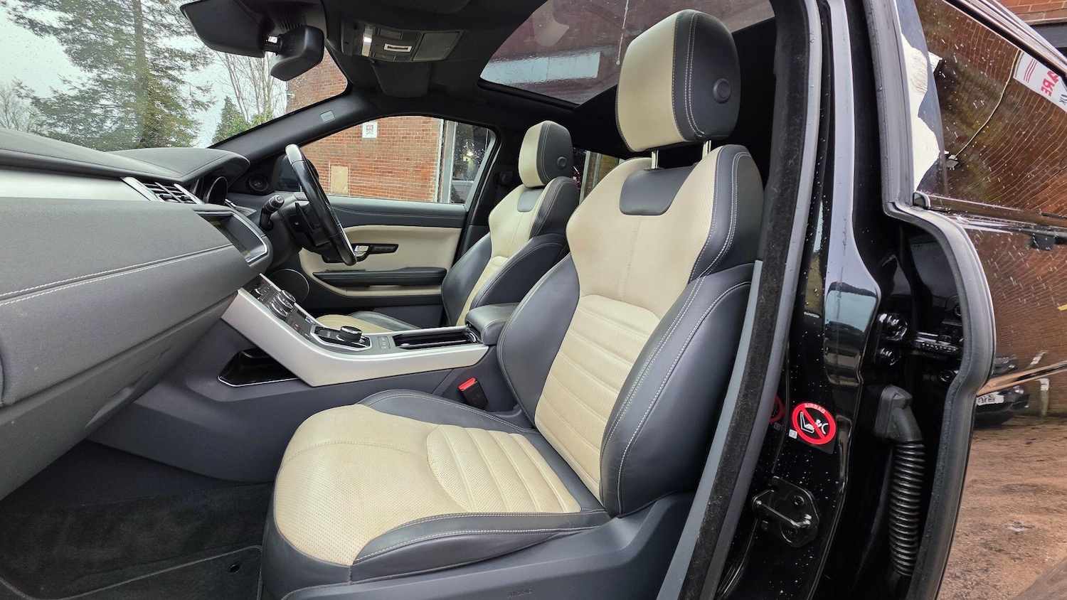 Used Land Rover Range Rover Evoque 2017 for sale - 77074383: Photo 22