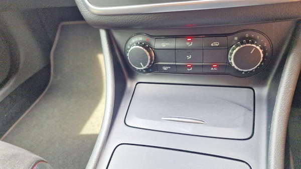 Used Mercedes-Benz GLA 2014 for sale - 74965783: Photo 10