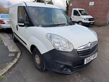 Used Vauxhall Combo 2017 for sale - 77156179: Photo