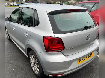 Used Volkswagen Polo 2014 for sale - 77190502: Photo