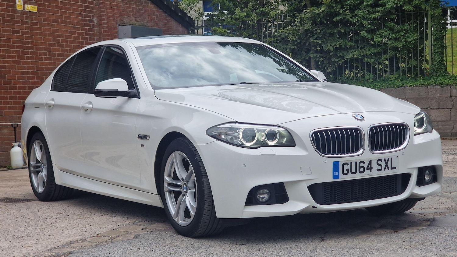 Used BMW 5 Series 2014 for sale - 76715152: Photo 1