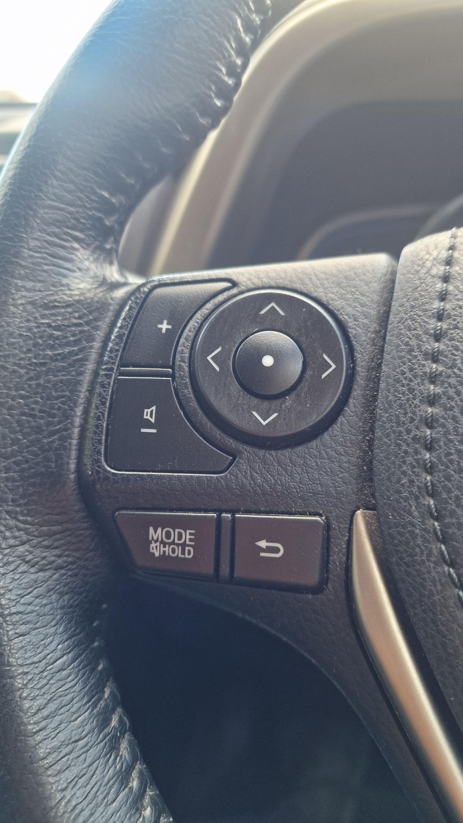 Used Toyota RAV4 2014 for sale - 75838685: Photo 14