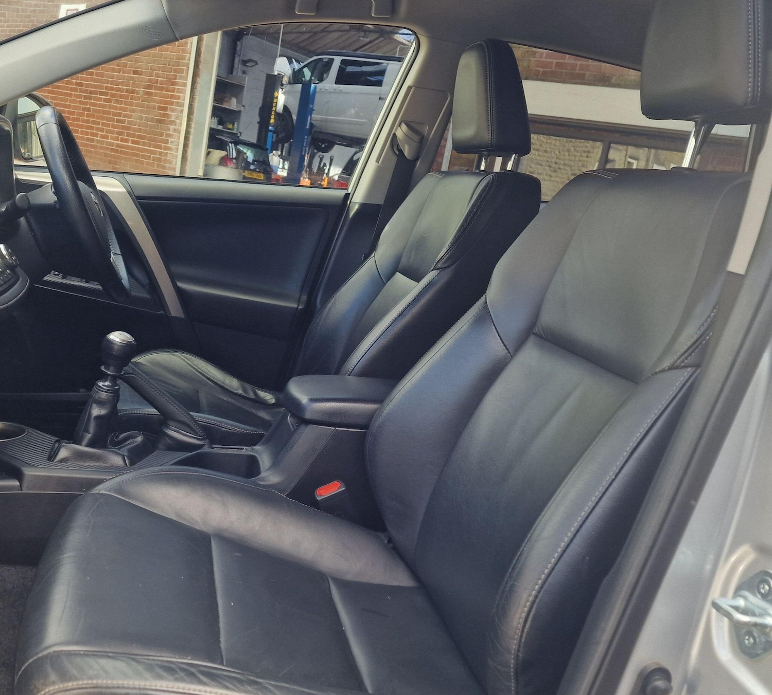 Used Toyota RAV4 2014 for sale - 75838685: Photo 25
