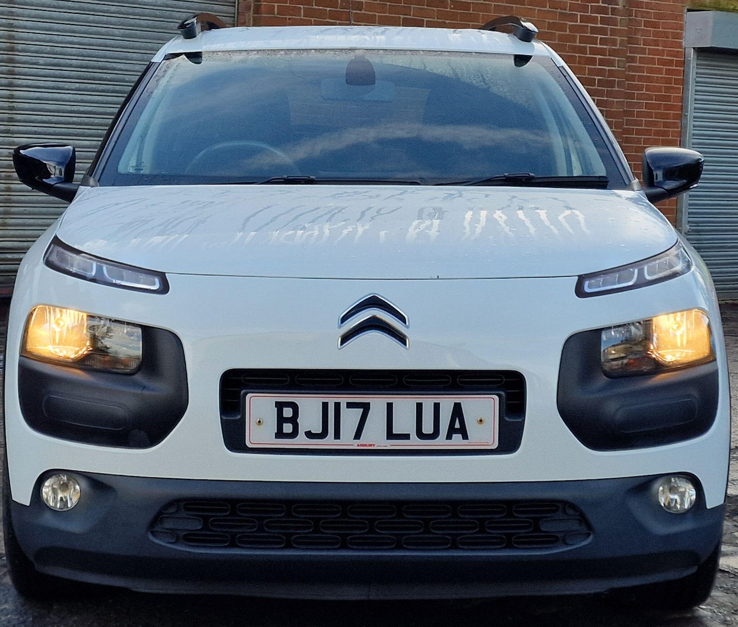 Used Citroen C4 Cactus 2017 for sale - 76855744: Photo 2