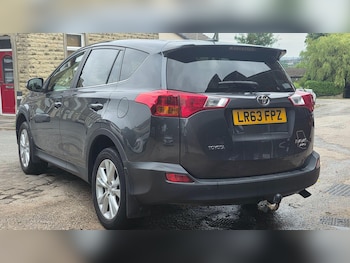 Used Toyota RAV4 2013 for sale - 79303371: Photo