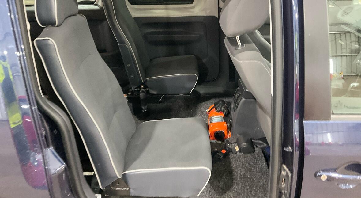 Used Volkswagen Caddy Maxi Life 2015 for sale - 76425690: Photo 8