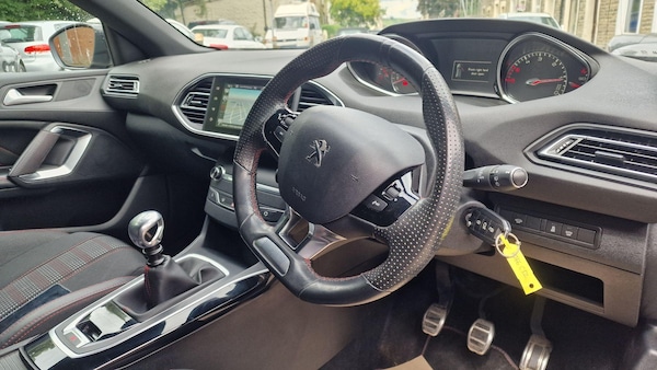 Used Peugeot 308 2017 for sale - 75376935: Photo 10