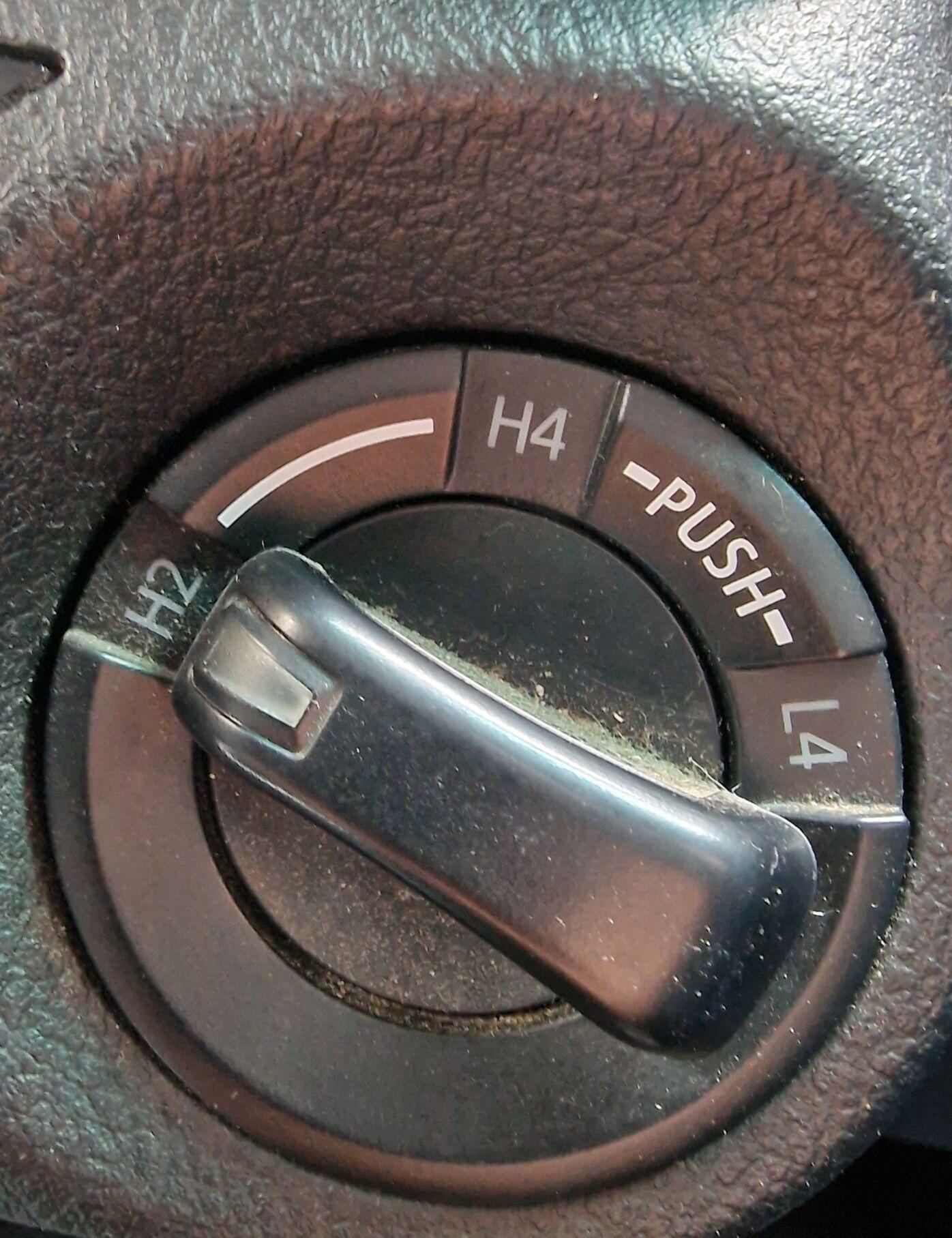 Used Toyota Hilux 2017 for sale - 76865780: Photo 10