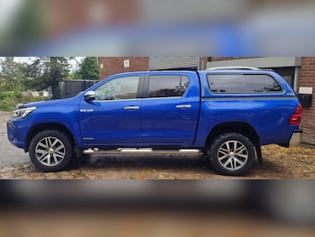 Used Toyota Hilux 2017 for sale - 76865780: Photo
