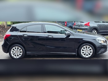 Used Mercedes-Benz A-Class 2014 for sale - 77376747: Photo