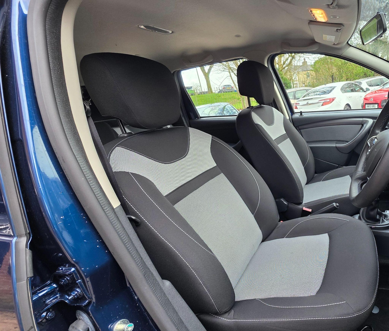 Used Dacia Duster 2017 for sale - 77683648: Photo 12