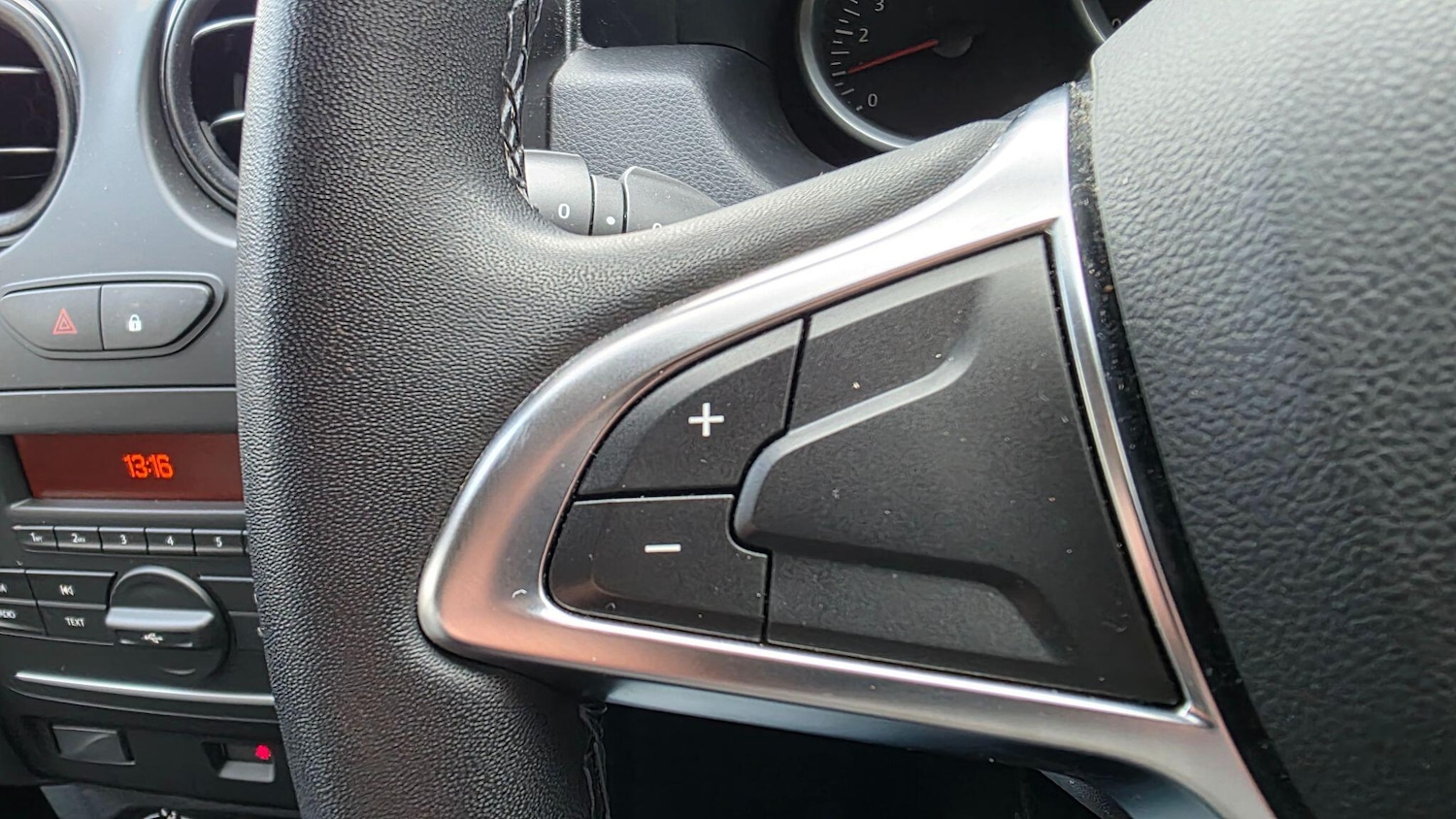 Used Dacia Duster 2017 for sale - 77683648: Photo 16