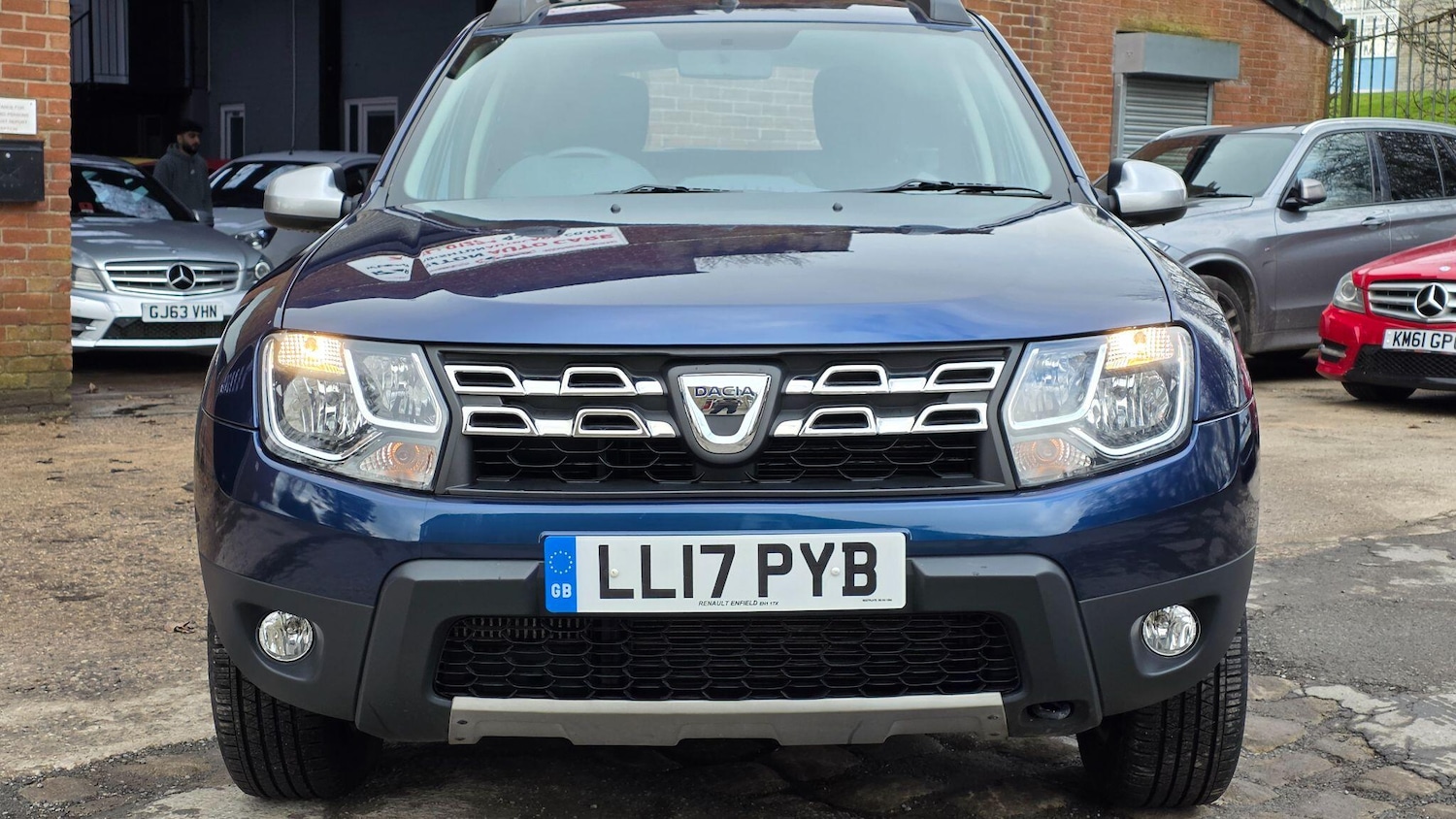 Used Dacia Duster 2017 for sale - 77683648: Photo 2