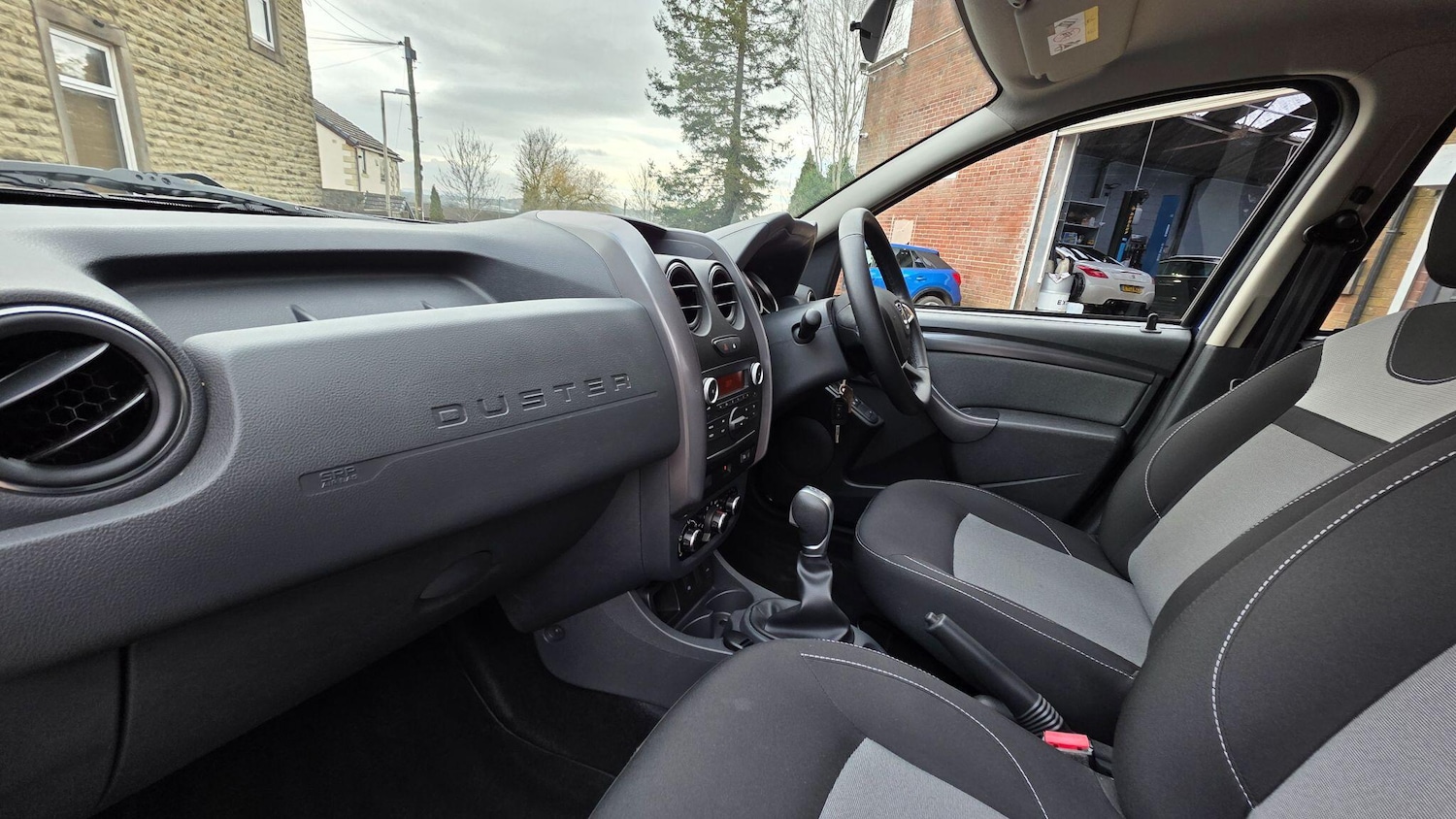 Used Dacia Duster 2017 for sale - 77683648: Photo 9