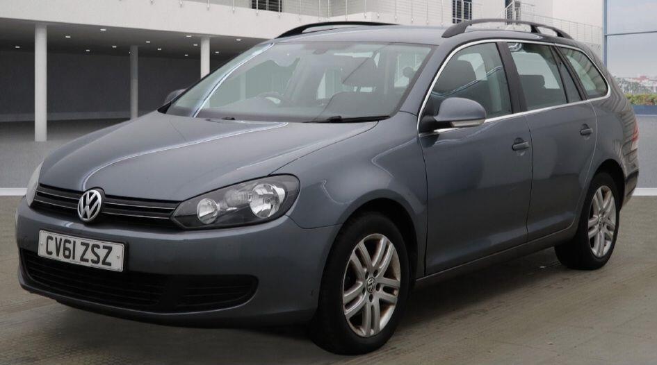 Used Volkswagen Golf 2011 for sale - 77090866: Photo 2