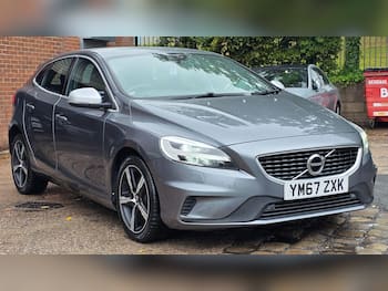 Used Volvo V40 2017 for sale - 79589850: Photo