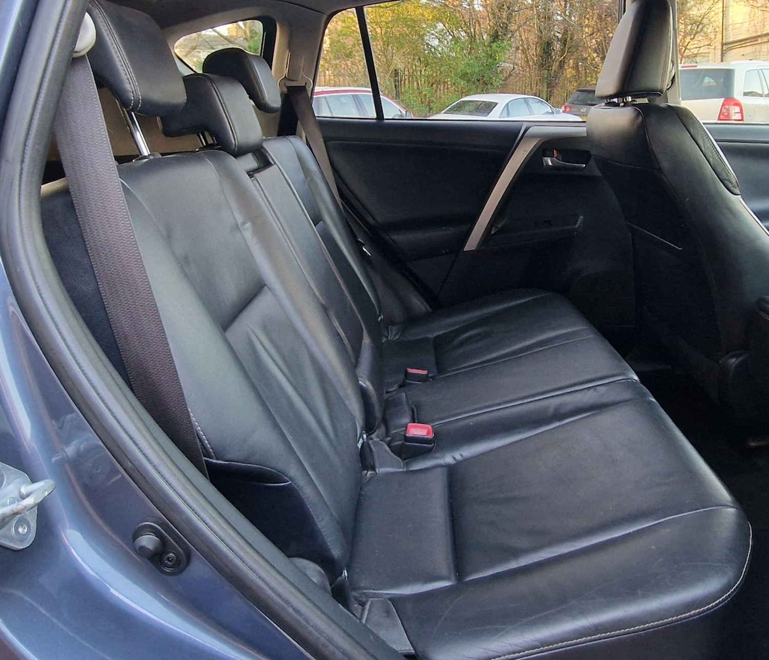 Used Toyota RAV4 for sale - 76645026: Photo 11