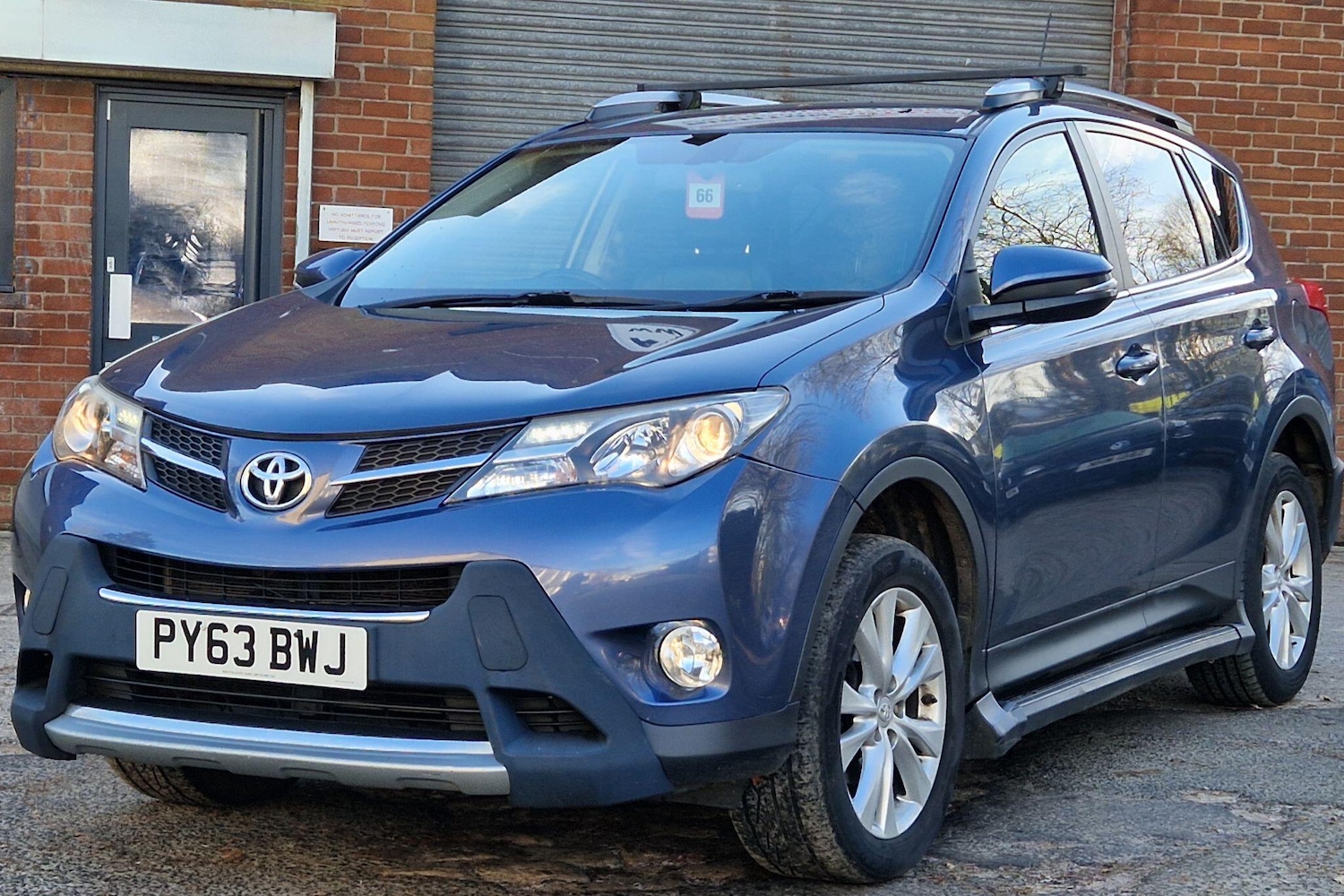 Used Toyota RAV4 for sale - 76645026: Photo 3