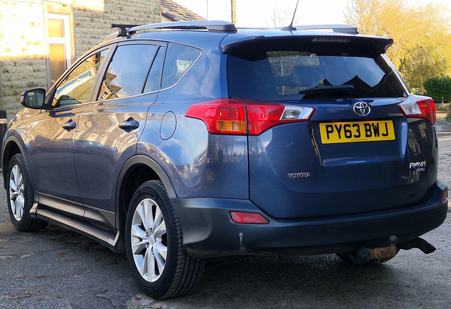 Used Toyota RAV4 for sale - 76645026: Photo 4