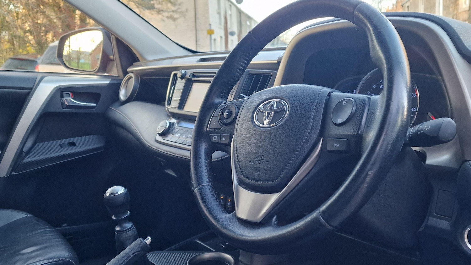 Used Toyota RAV4 for sale - 76645026: Photo 9