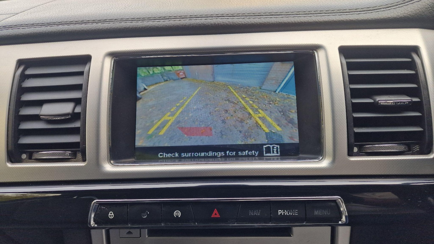 Used Jaguar XF 2014 for sale - 76585462: Photo 18