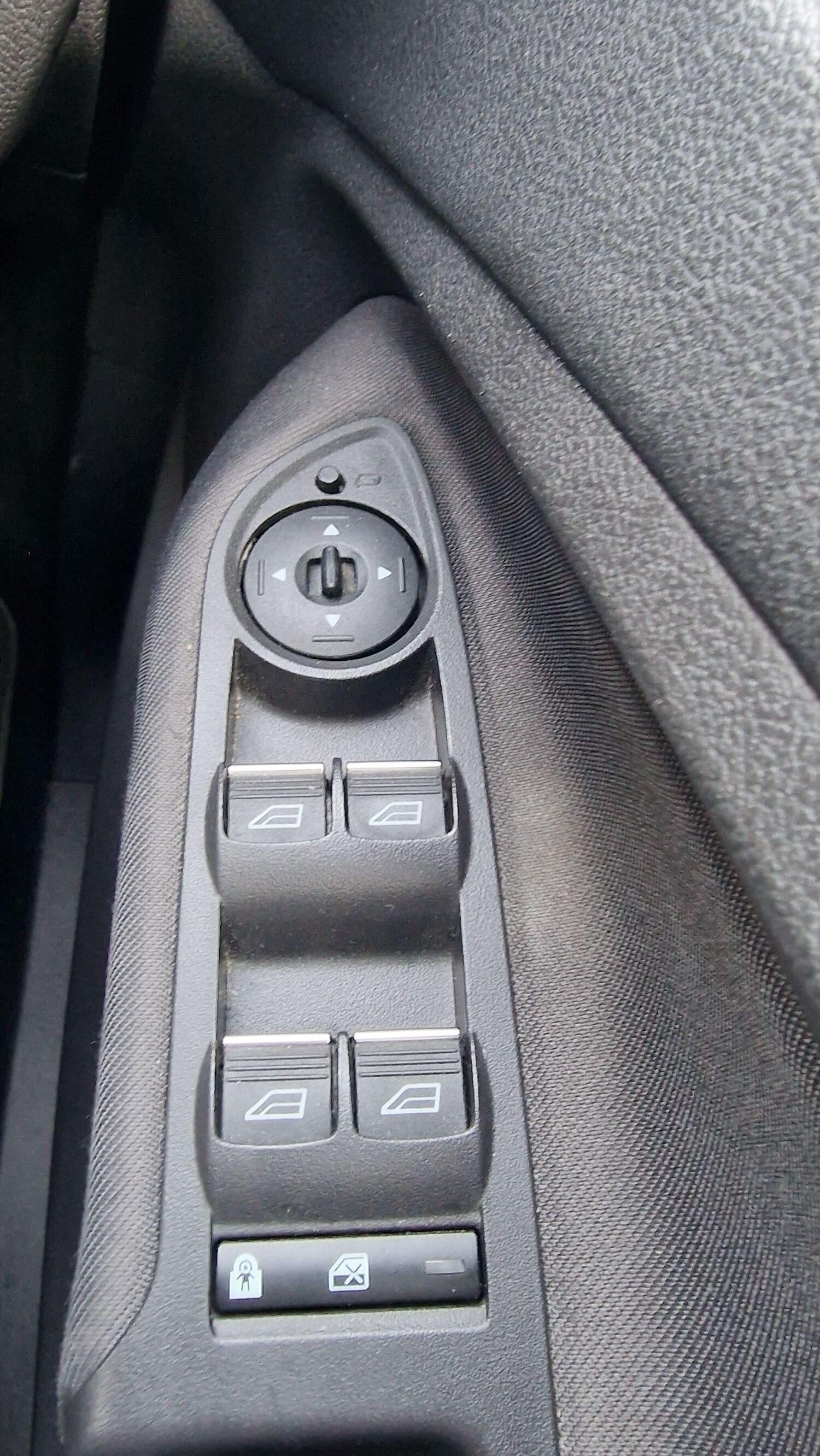 Used Ford C-Max 2019 for sale - 76997079: Photo 13