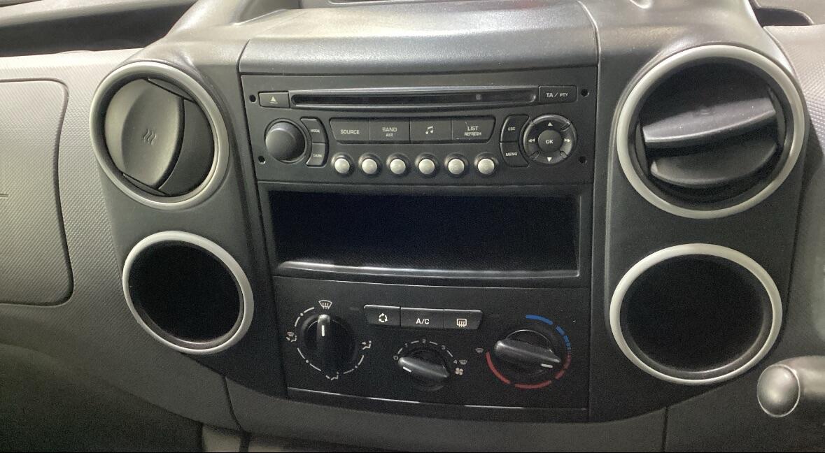 Used Peugeot Partner Tepee 2010 for sale - 76431893: Photo 11