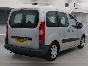 Used Peugeot Partner Tepee 2010 for sale - 76431893: Photo