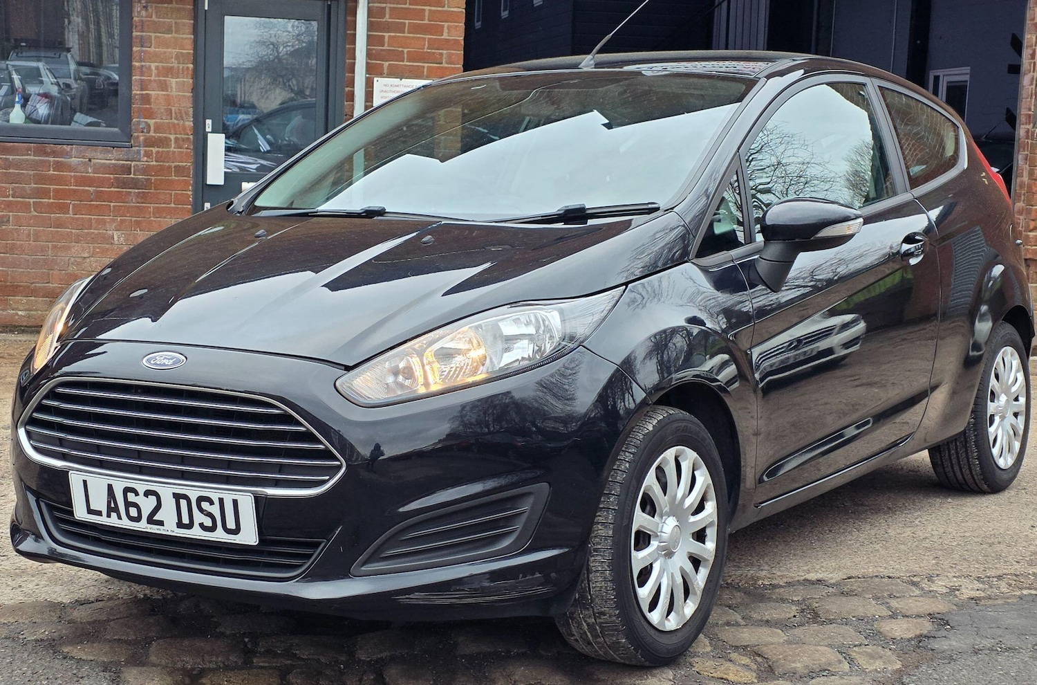 Used Ford Fiesta 2013 for sale - 77331773: Photo 3