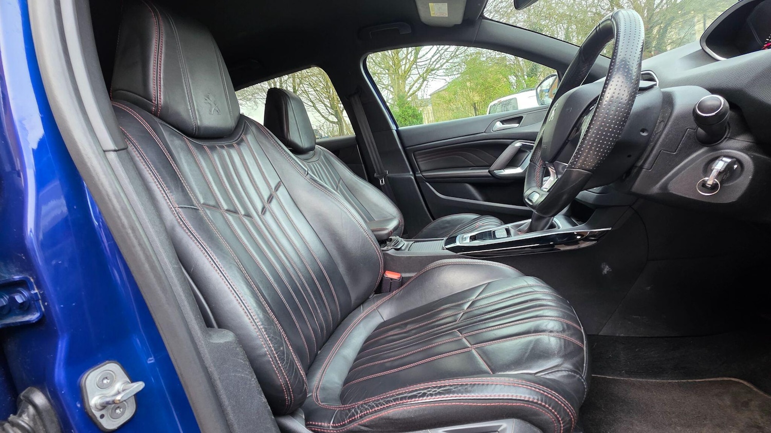 Used Peugeot 308 2015 for sale - 77120648: Photo 11