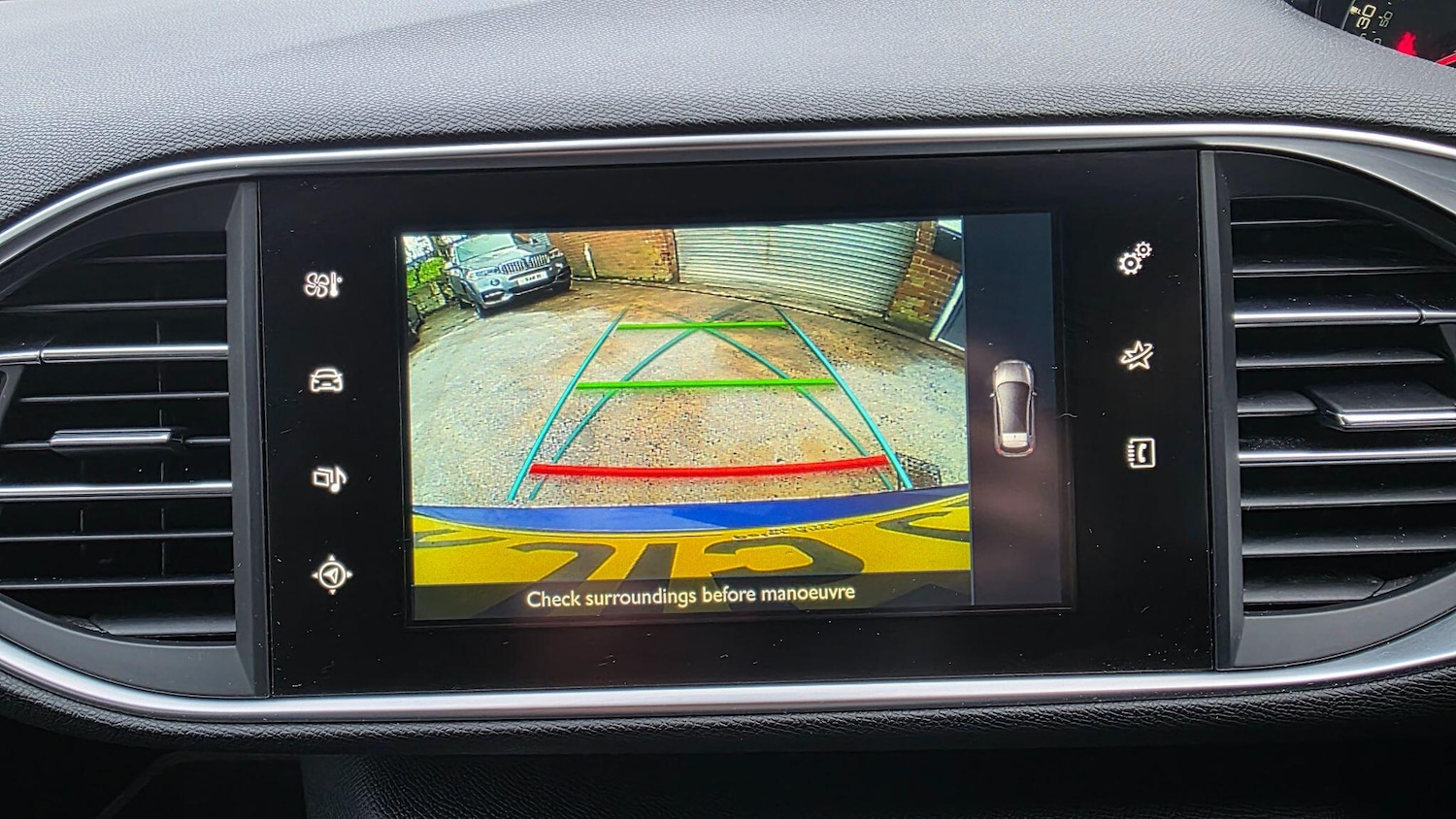 Used Peugeot 308 2015 for sale - 77120648: Photo 21