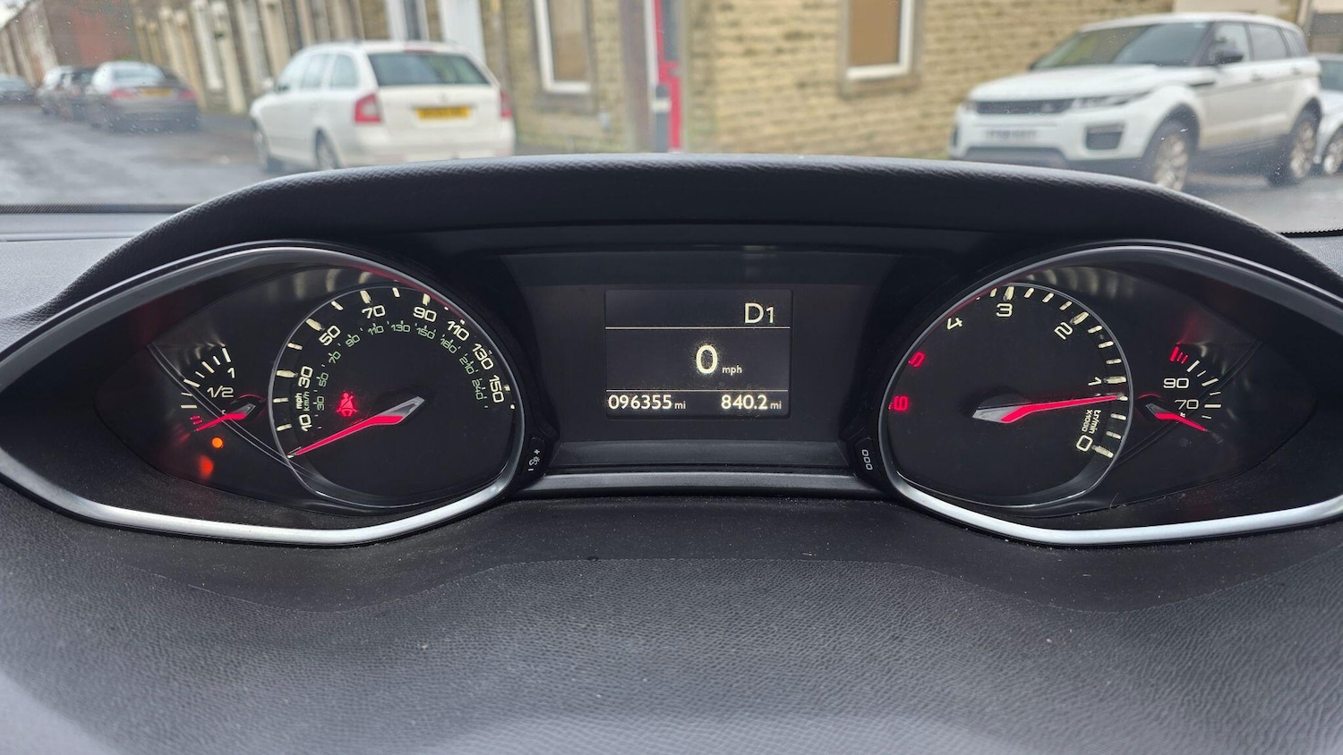 Used Peugeot 308 2015 for sale - 77120648: Photo 24