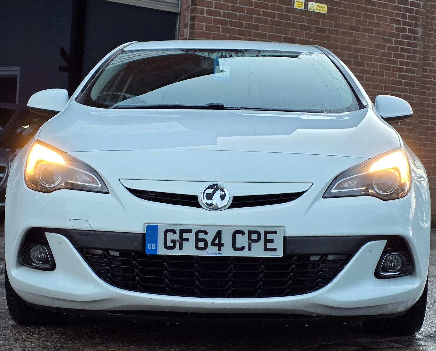 Used Vauxhall Astra GTC 2014 for sale - 77081368: Photo 2