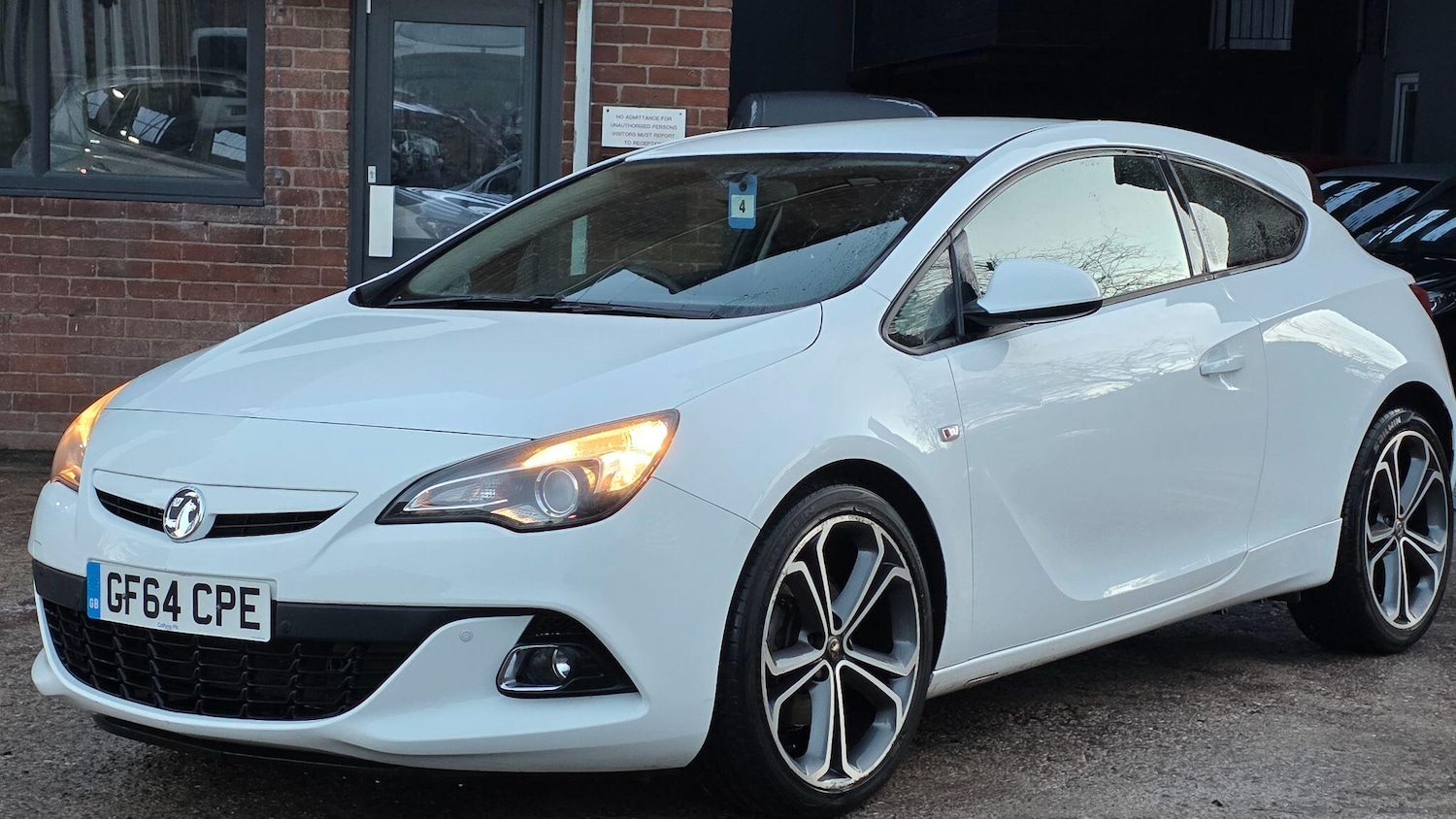Used Vauxhall Astra GTC 2014 for sale - 77081368: Photo 3