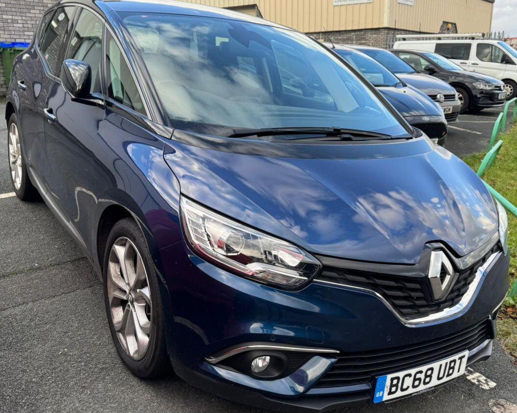 Used Renault Scenic 2019 for sale - 76512700: Photo 1