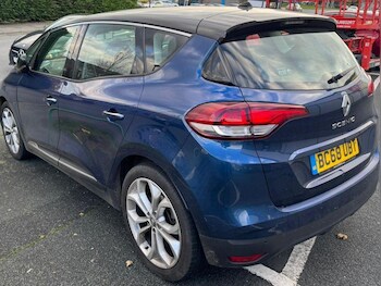 Used Renault Scenic 2019 for sale - 76512700: Photo
