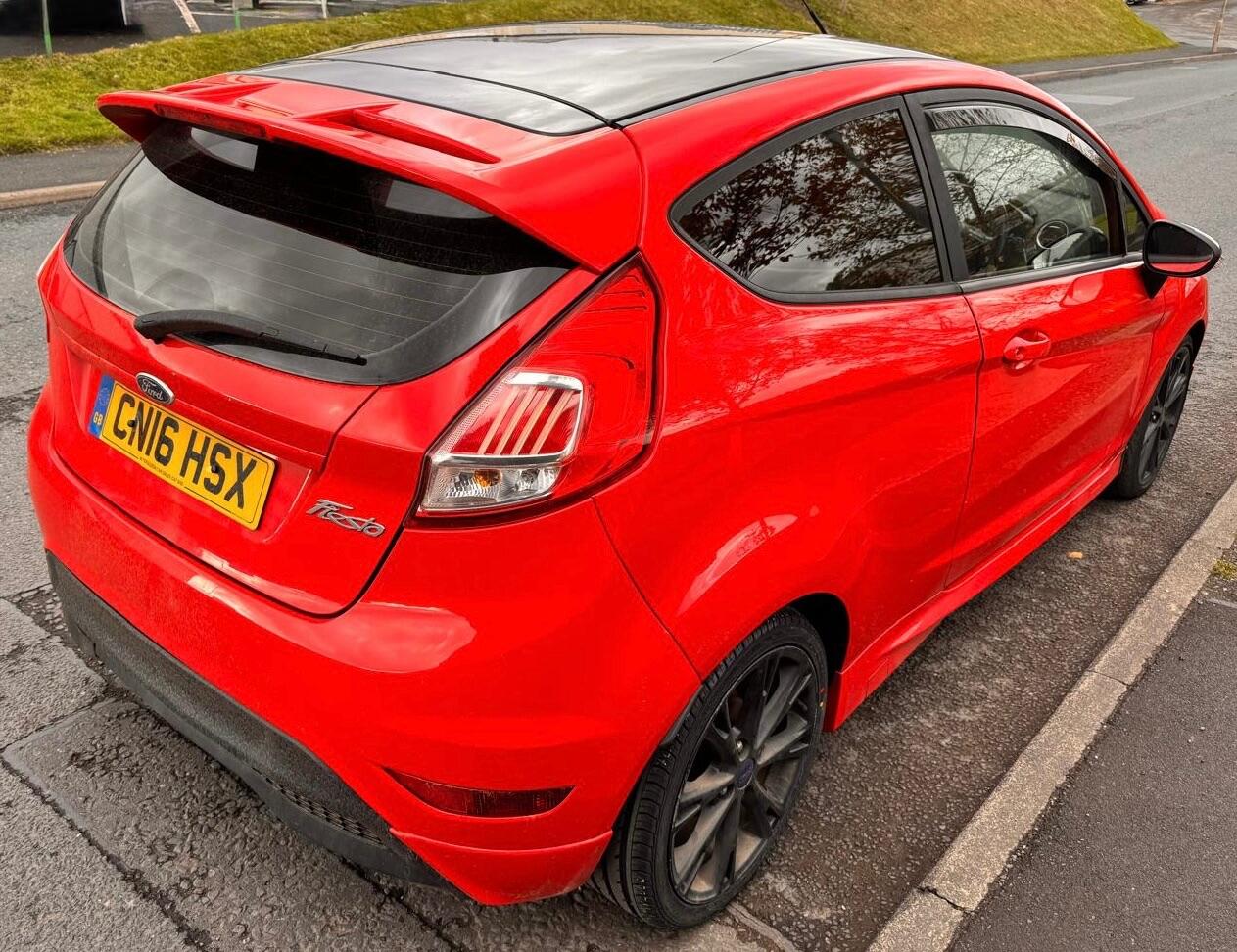 Used Ford Fiesta 2016 for sale - 76538874: Photo 2