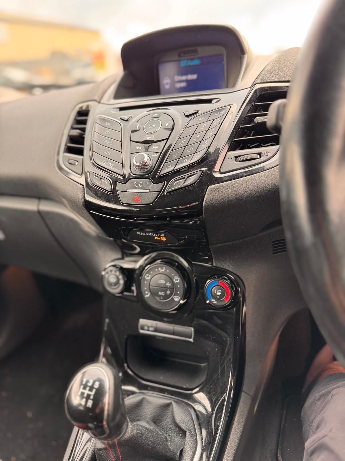 Used Ford Fiesta 2016 for sale - 76538874: Photo 7