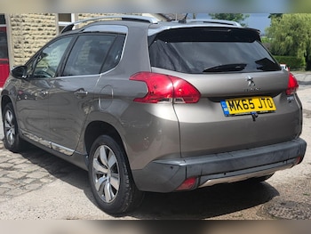Used Peugeot 2008 2015 for sale - 79236558: Photo