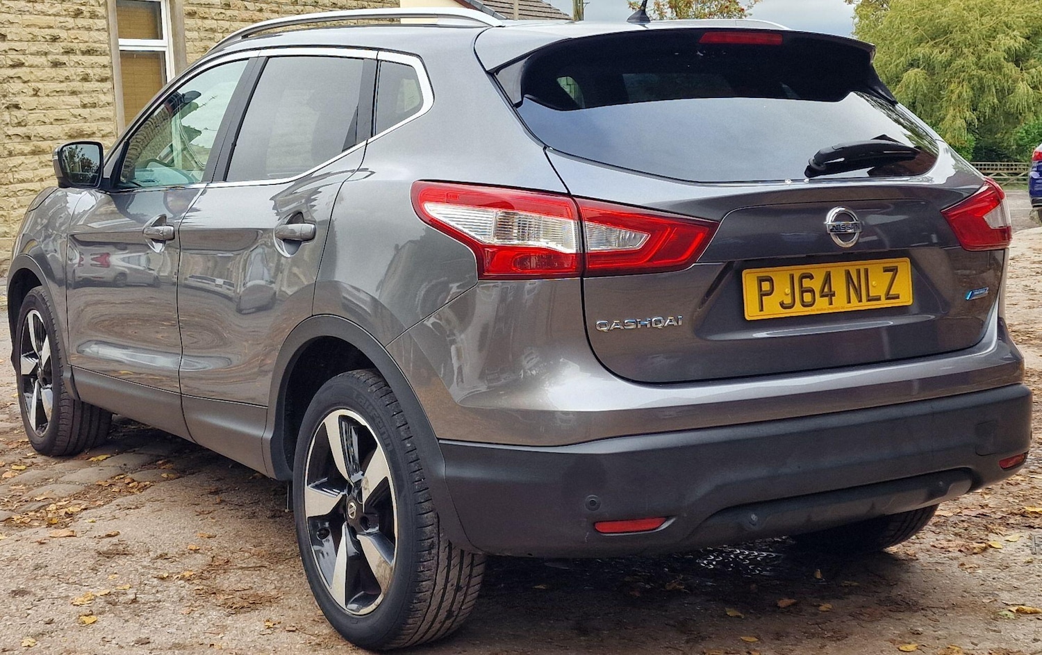 Used Nissan Qashqai 2015 for sale - 76912780: Photo 4