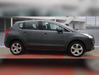Used Peugeot 3008 2013 for sale - 77387023: Photo