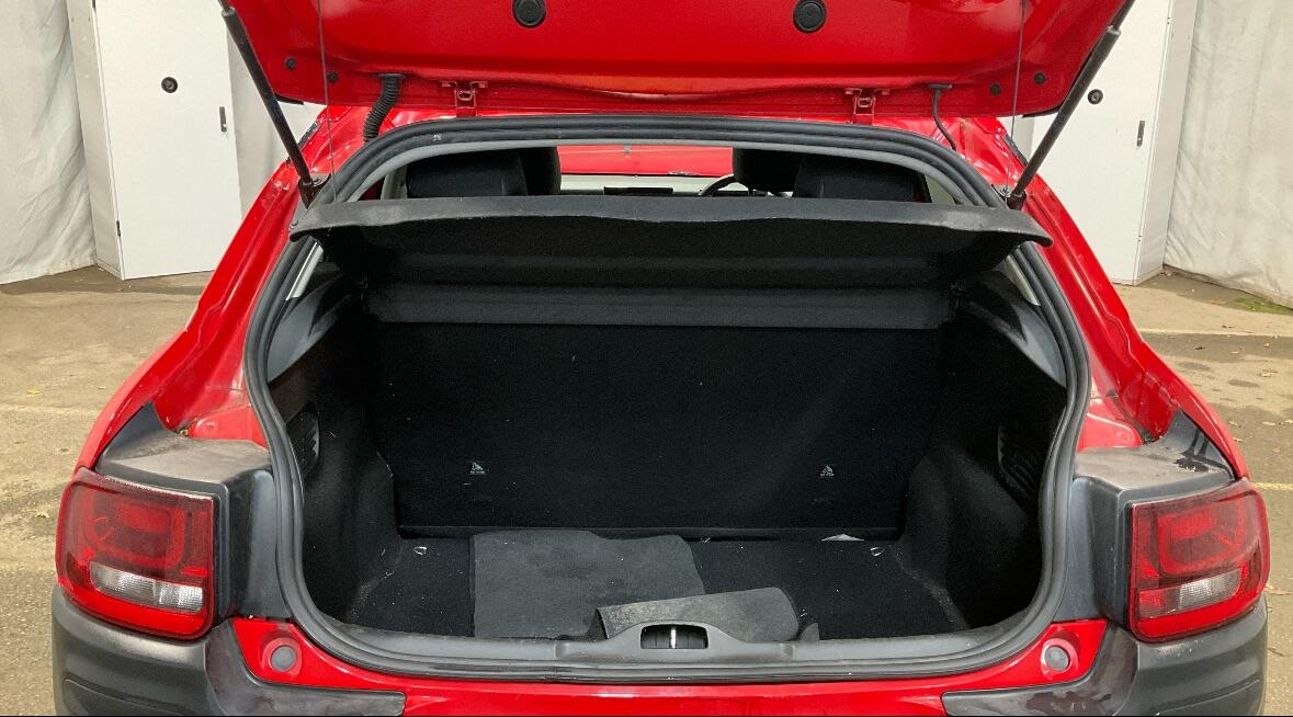 Used Citroen C4 Cactus 2015 for sale - 76585090: Photo 11