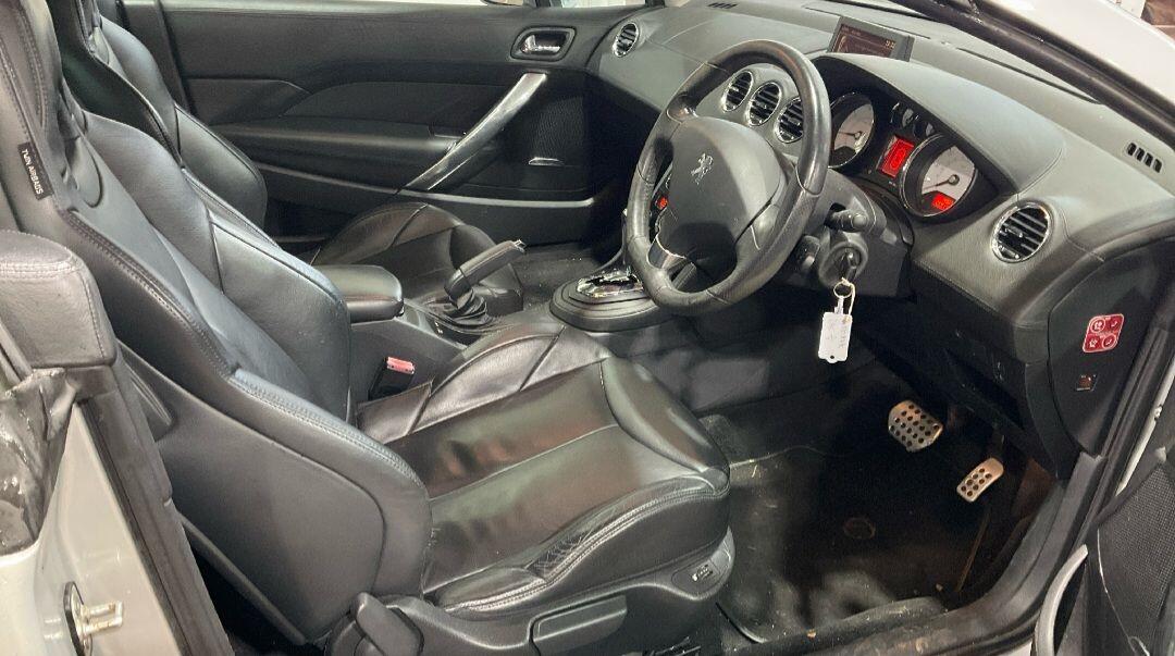 Used Peugeot 308 2010 for sale - 76899377: Photo 8