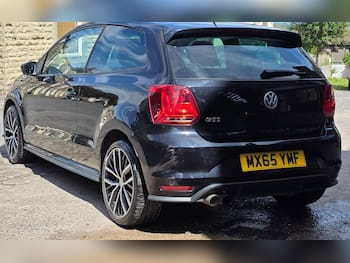 Used Volkswagen Polo 2015 for sale - 79453360: Photo