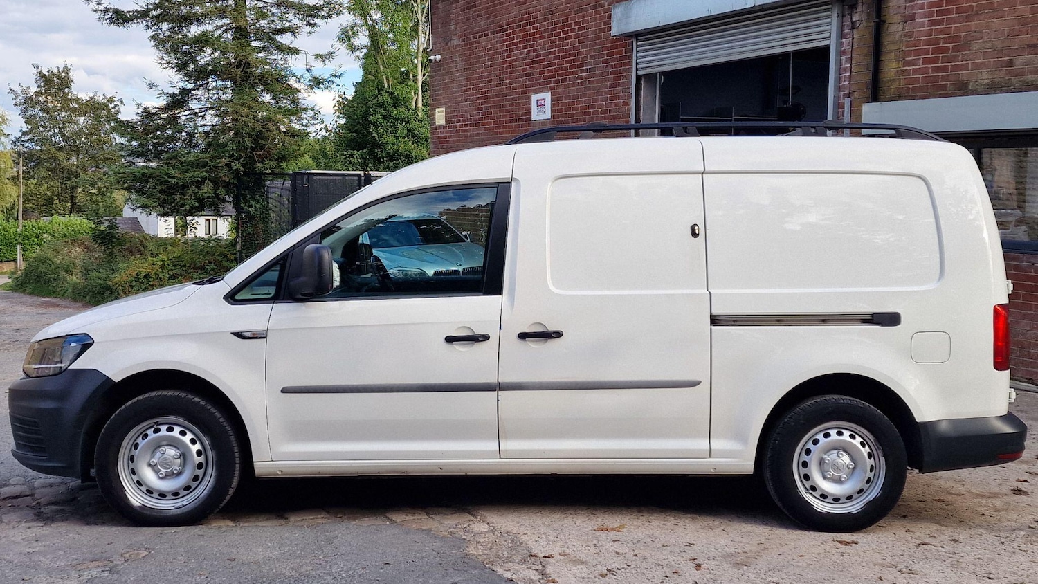 Used Volkswagen Caddy Maxi 2019 for sale - 76457718: Photo 4