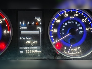 Used Toyota Hilux 2017 for sale - 77396443: Photo