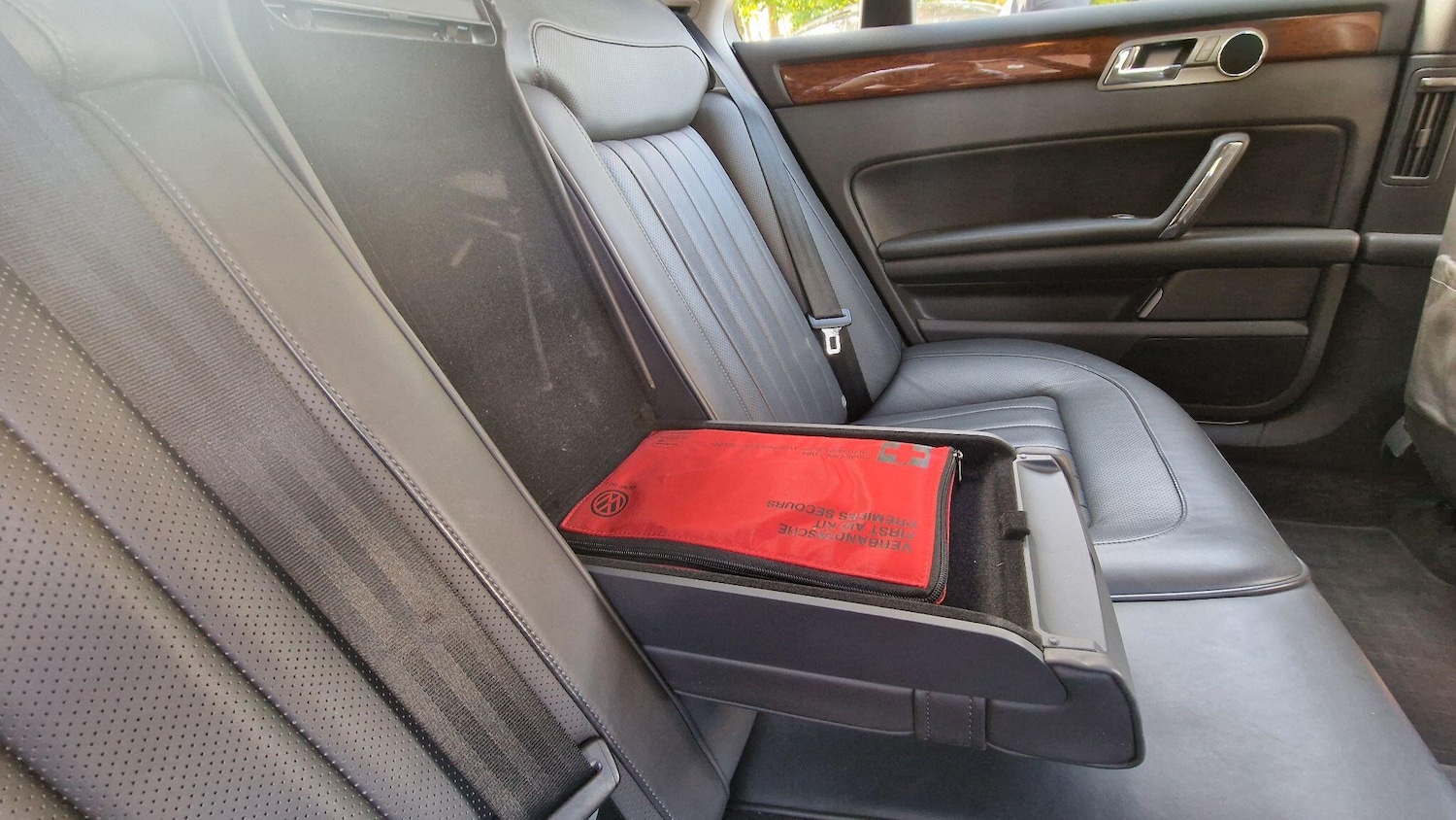 Used Volkswagen Phaeton 2011 for sale - 76094124: Photo 13