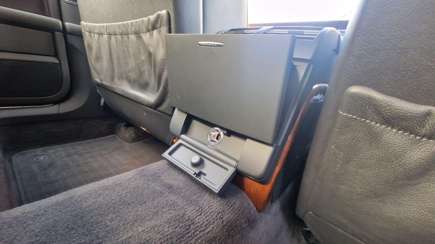 Used Volkswagen Phaeton 2011 for sale - 76094124: Photo 15