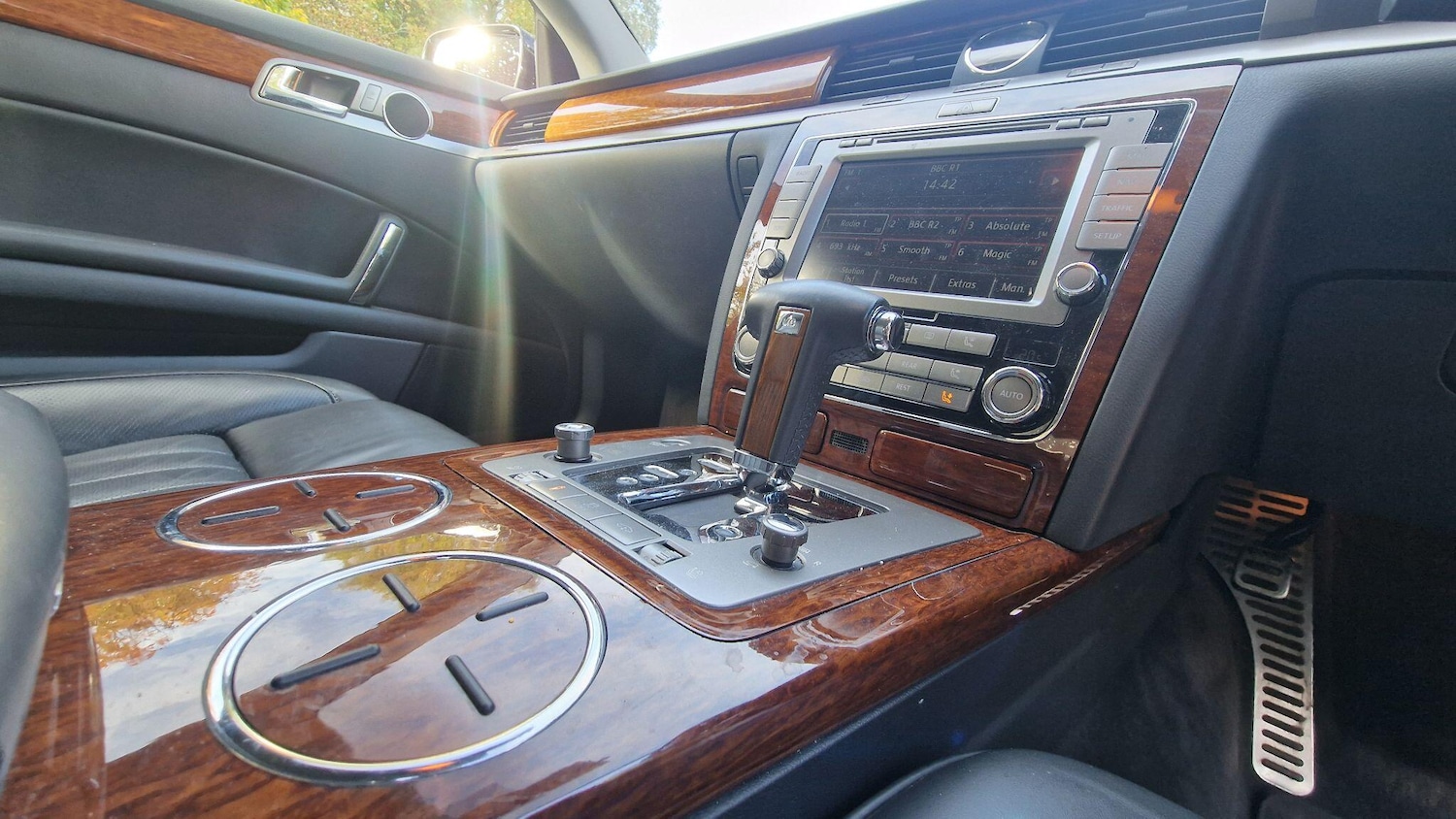 Used Volkswagen Phaeton 2011 for sale - 76094124: Photo 16